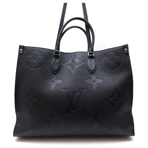 borsa louis vuitton nera uomo|borse louis vuitton prezzi scontati.